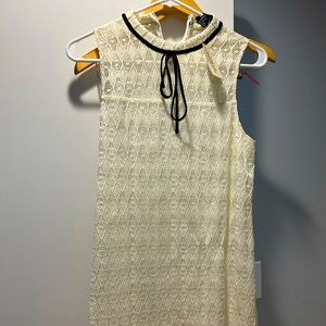 Small Forever21 cream colored lace dress